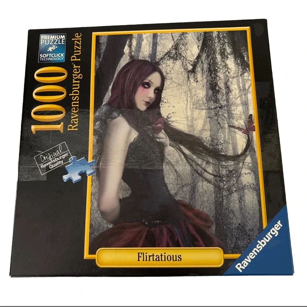 Ravensburger Flirtatious Puzzle - Mysterious Black and Purple